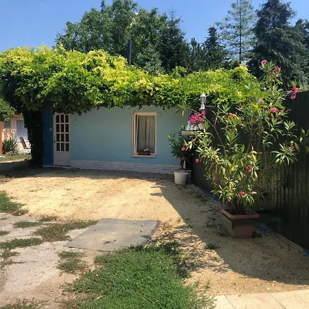 City Camping& Apartman &bungalow Vendégház *