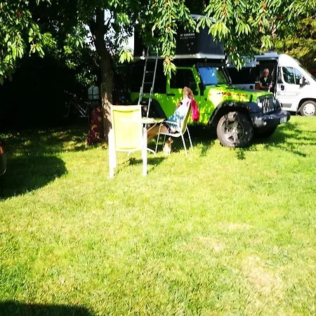 Camping& &bungalow