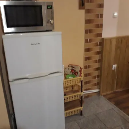 City Camping& Apartman &bungalow بيت ضيافة غيور