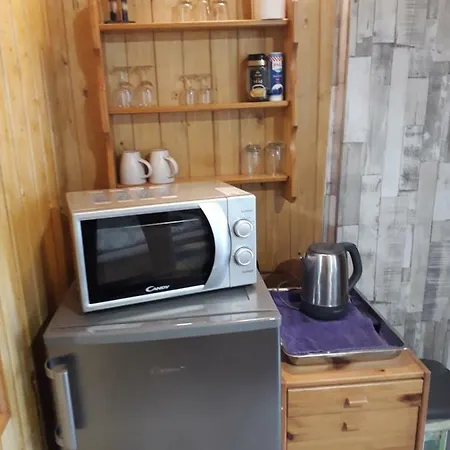 City Camping& Apartman &bungalow 3* 杰尔
